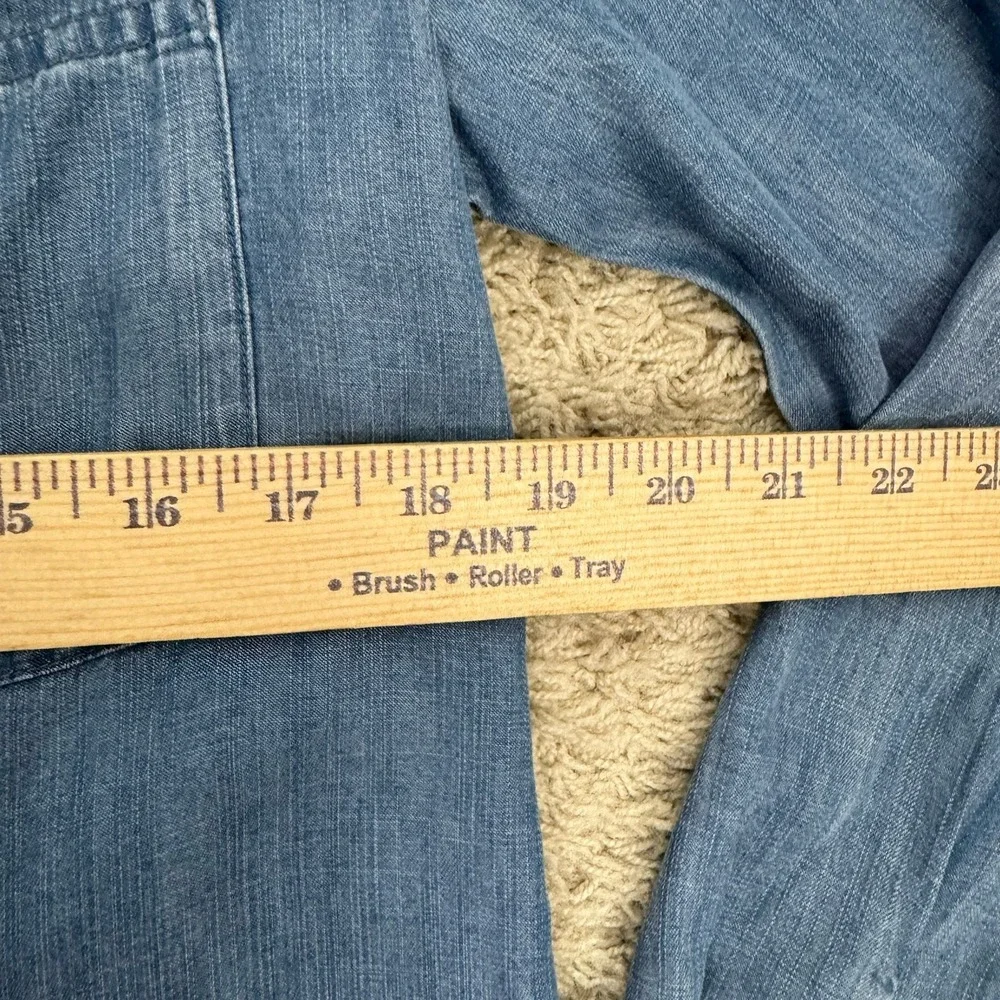 Quince Women's Distressed‎ Chambray Roll Tab Long Sleeve Button Up Shirt Size XS - Picture 6 of 8